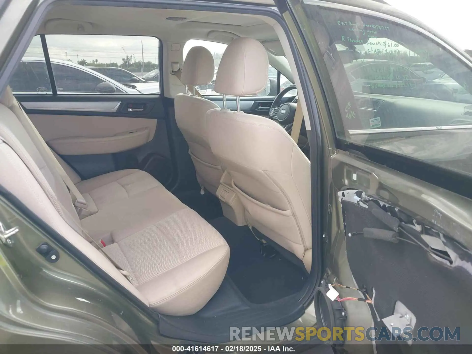 8 Photograph of a damaged car 4S4BSAHC7K3377056 SUBARU OUTBACK 2019