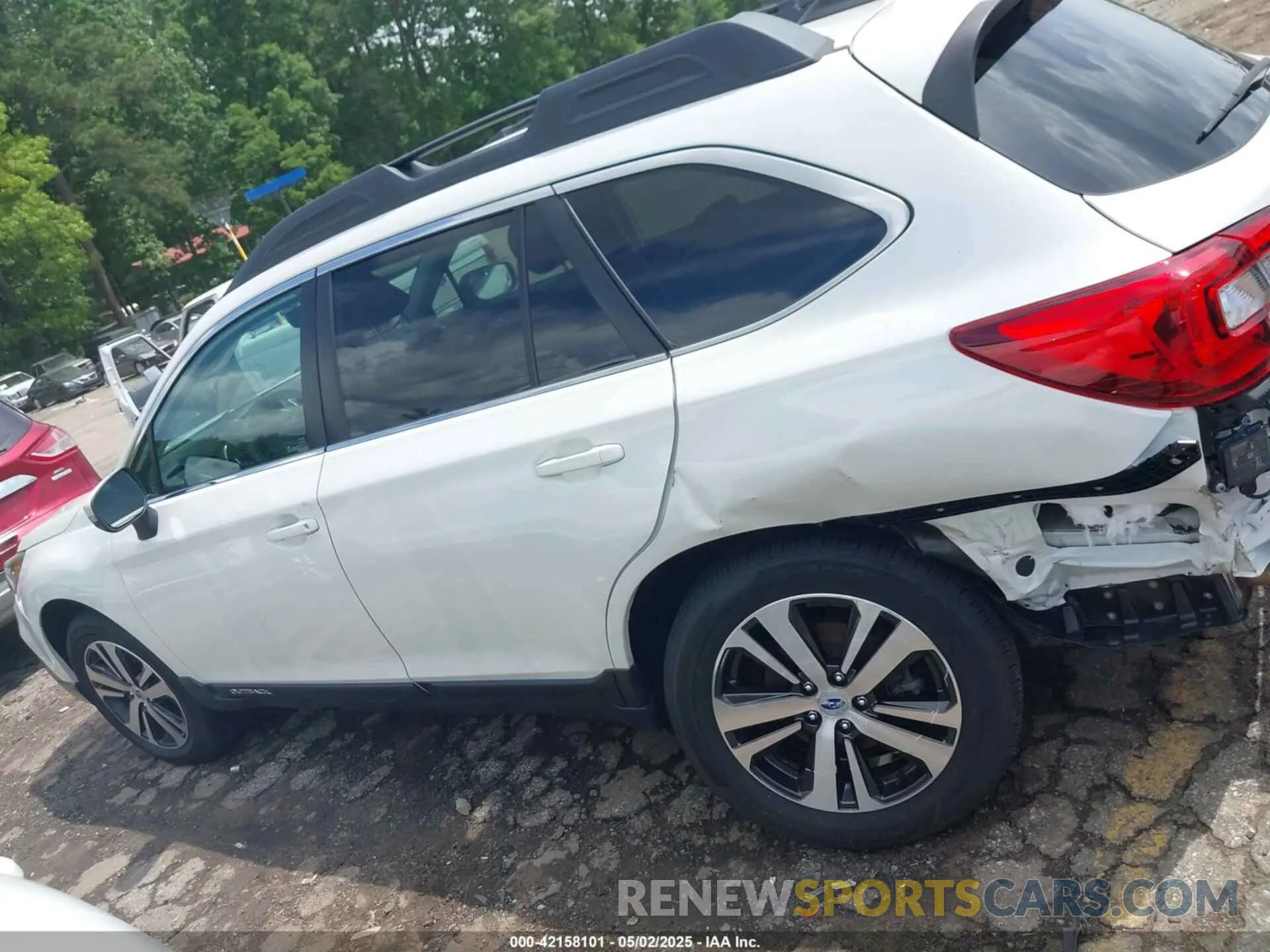 14 Photograph of a damaged car 4S4BSAJC7K3248468 SUBARU OUTBACK 2019
