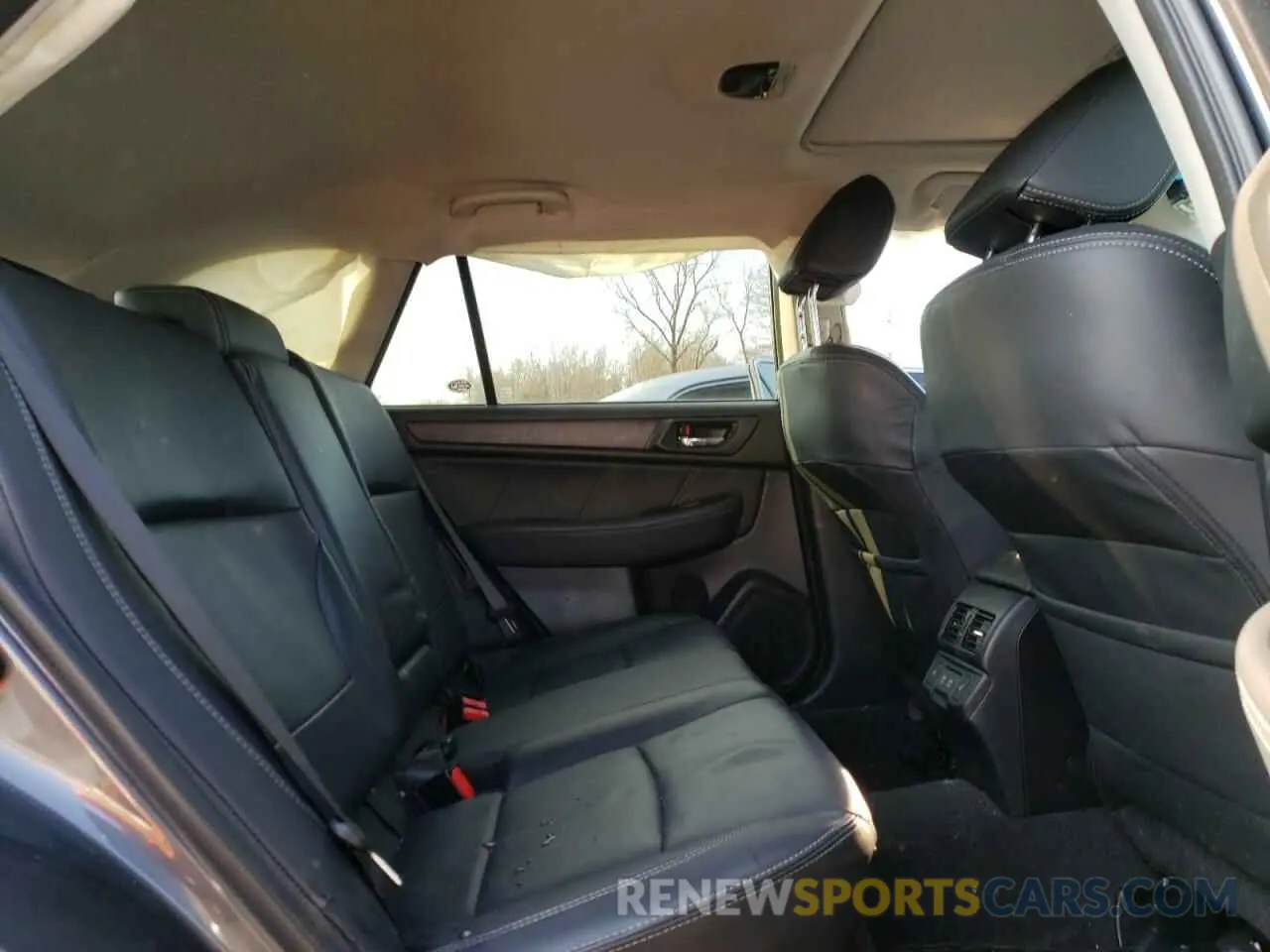 11 Photograph of a damaged car 4S4BSANC1K3295991 SUBARU OUTBACK 2019