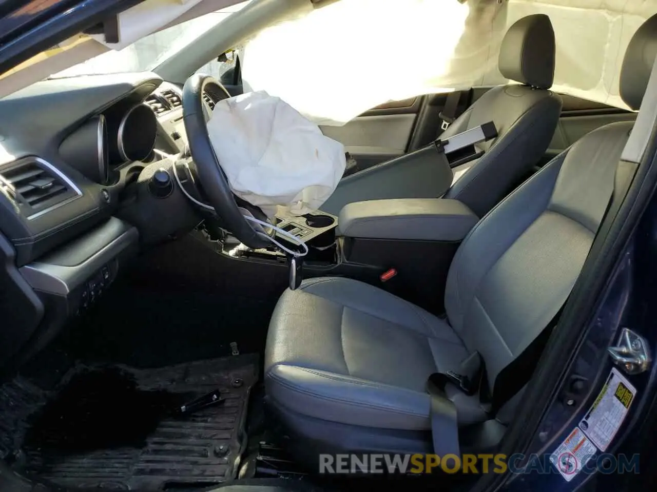 7 Photograph of a damaged car 4S4BSANC1K3349564 SUBARU OUTBACK 2019