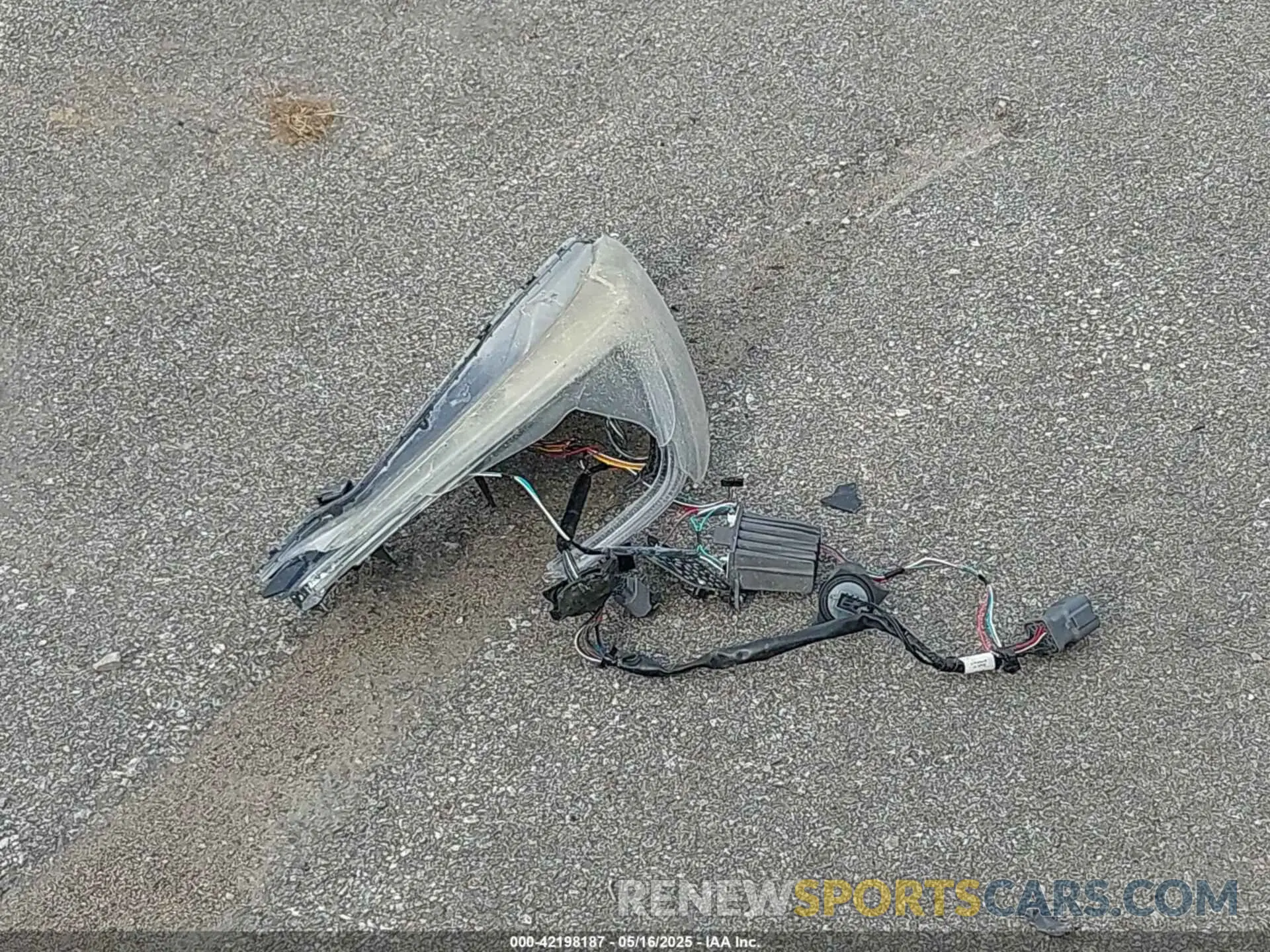 12 Photograph of a damaged car 4S4BSANC2K3276219 SUBARU OUTBACK 2019
