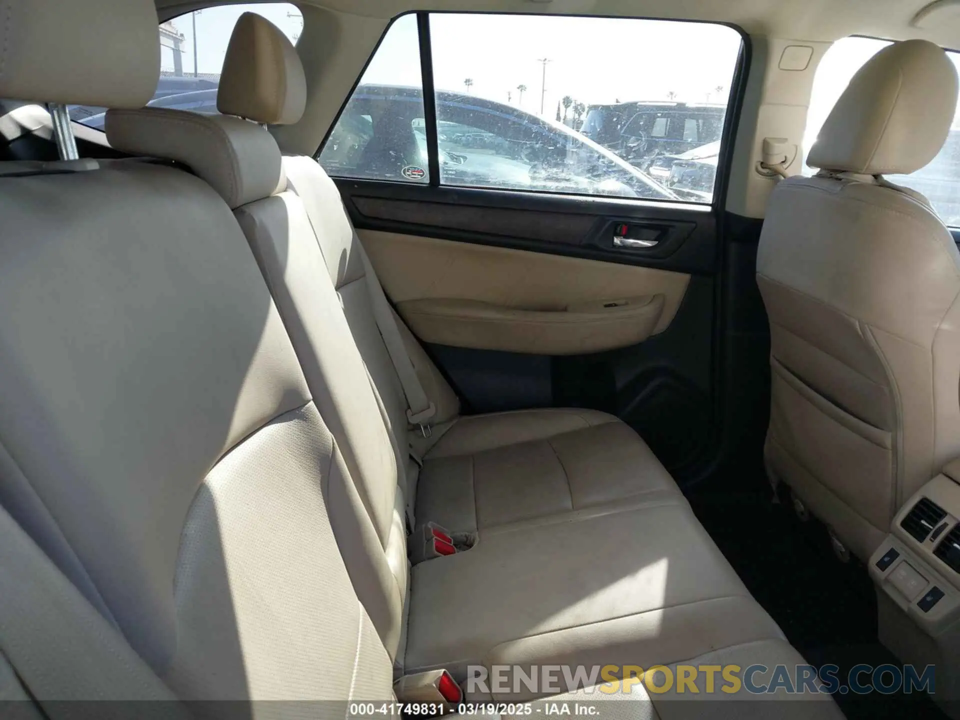 8 Photograph of a damaged car 4S4BSANC5K3215771 SUBARU OUTBACK 2019