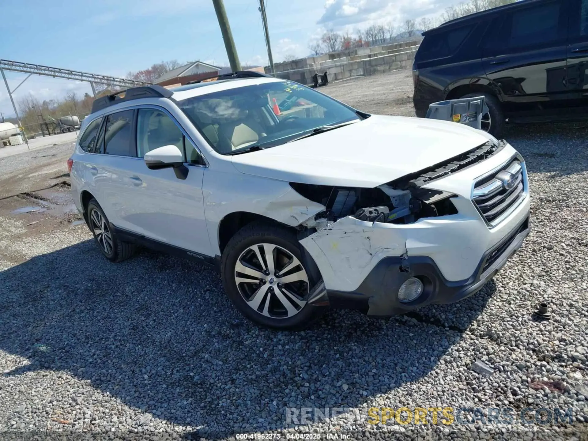 1 Photograph of a damaged car 4S4BSANC5K3338664 SUBARU OUTBACK 2019