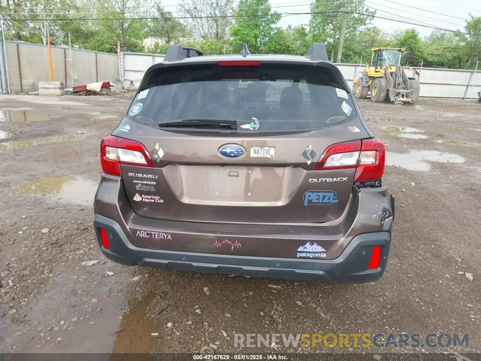 17 Photograph of a damaged car 4S4BSANC6K3297669 SUBARU OUTBACK 2019