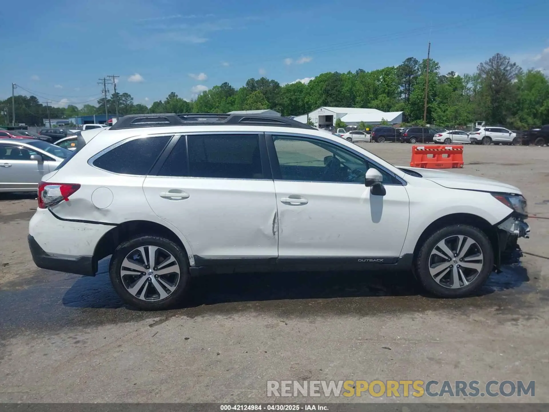 13 Photograph of a damaged car 4S4BSANC7K3335653 SUBARU OUTBACK 2019