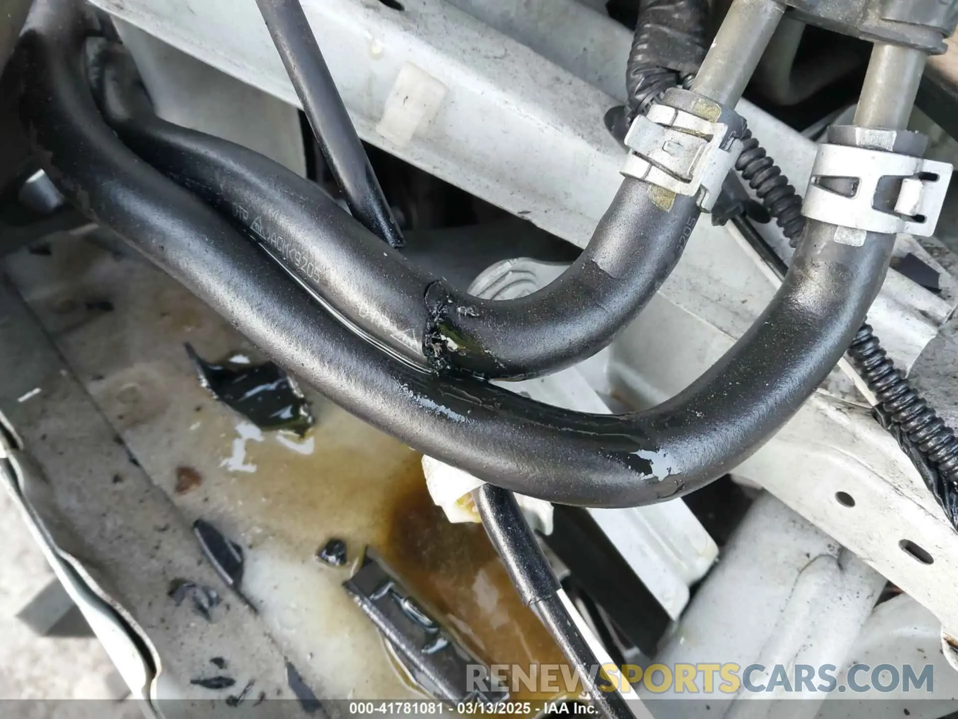 18 Фотография поврежденного автомобиля 4S4BSANC9K3314884 SUBARU OUTBACK 2019