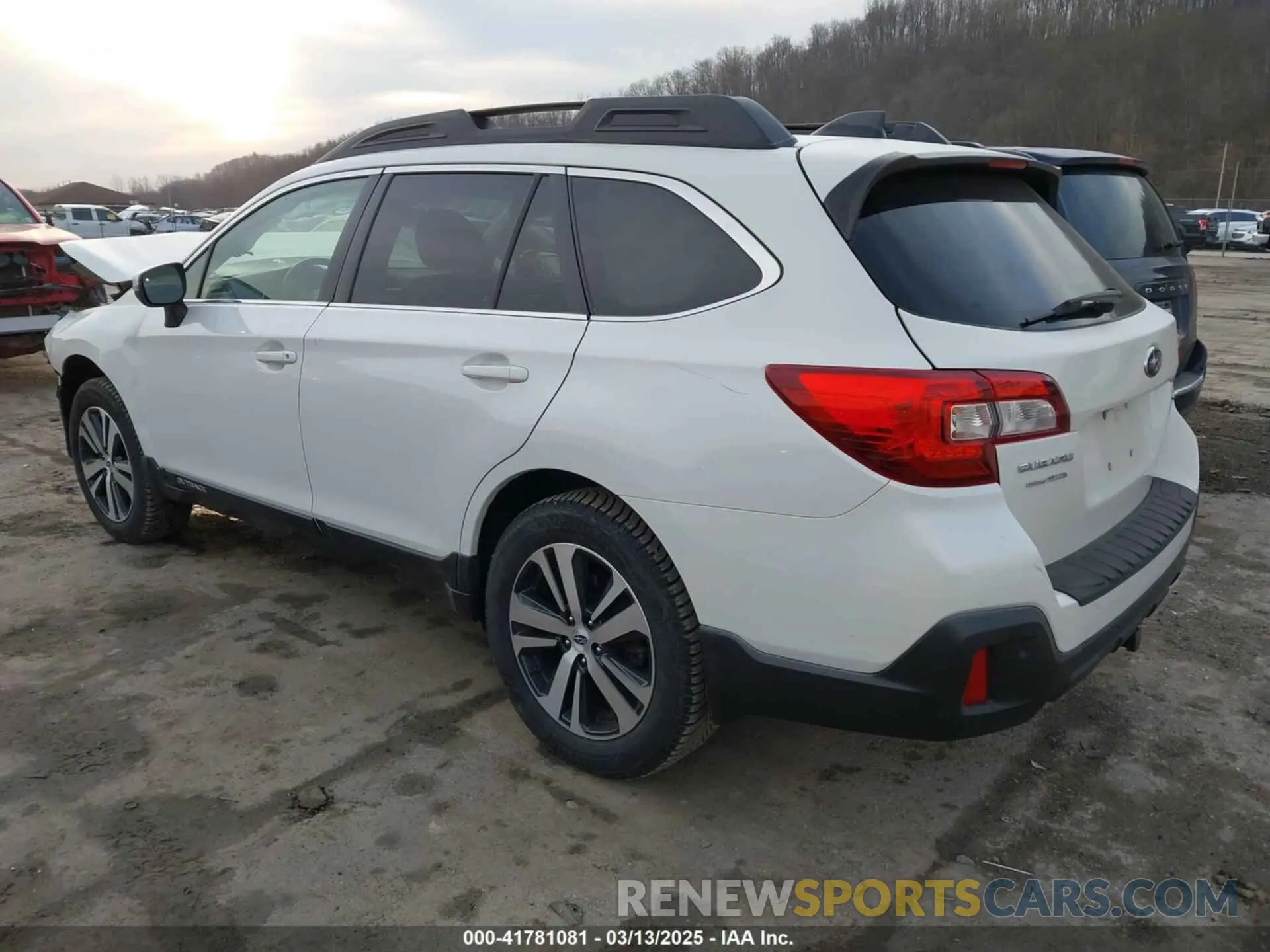 3 Фотография поврежденного автомобиля 4S4BSANC9K3314884 SUBARU OUTBACK 2019