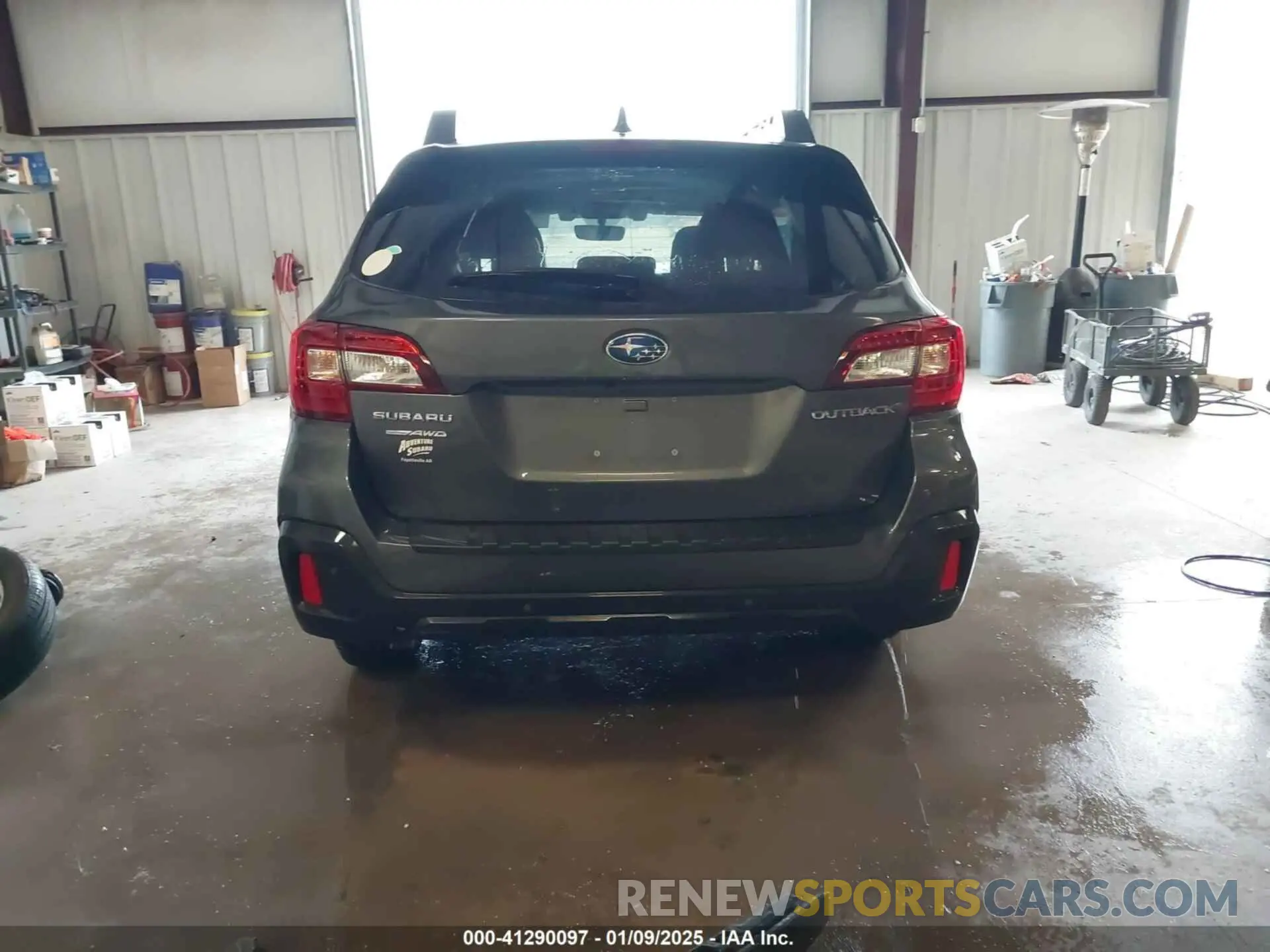 17 Photograph of a damaged car 4S4BSANC9K3366337 SUBARU OUTBACK 2019