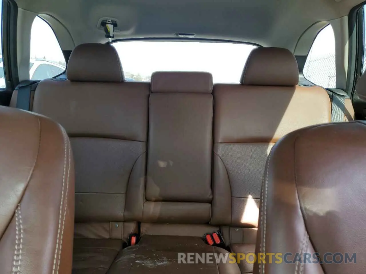 10 Photograph of a damaged car 4S4BSATC3K3290861 SUBARU OUTBACK 2019