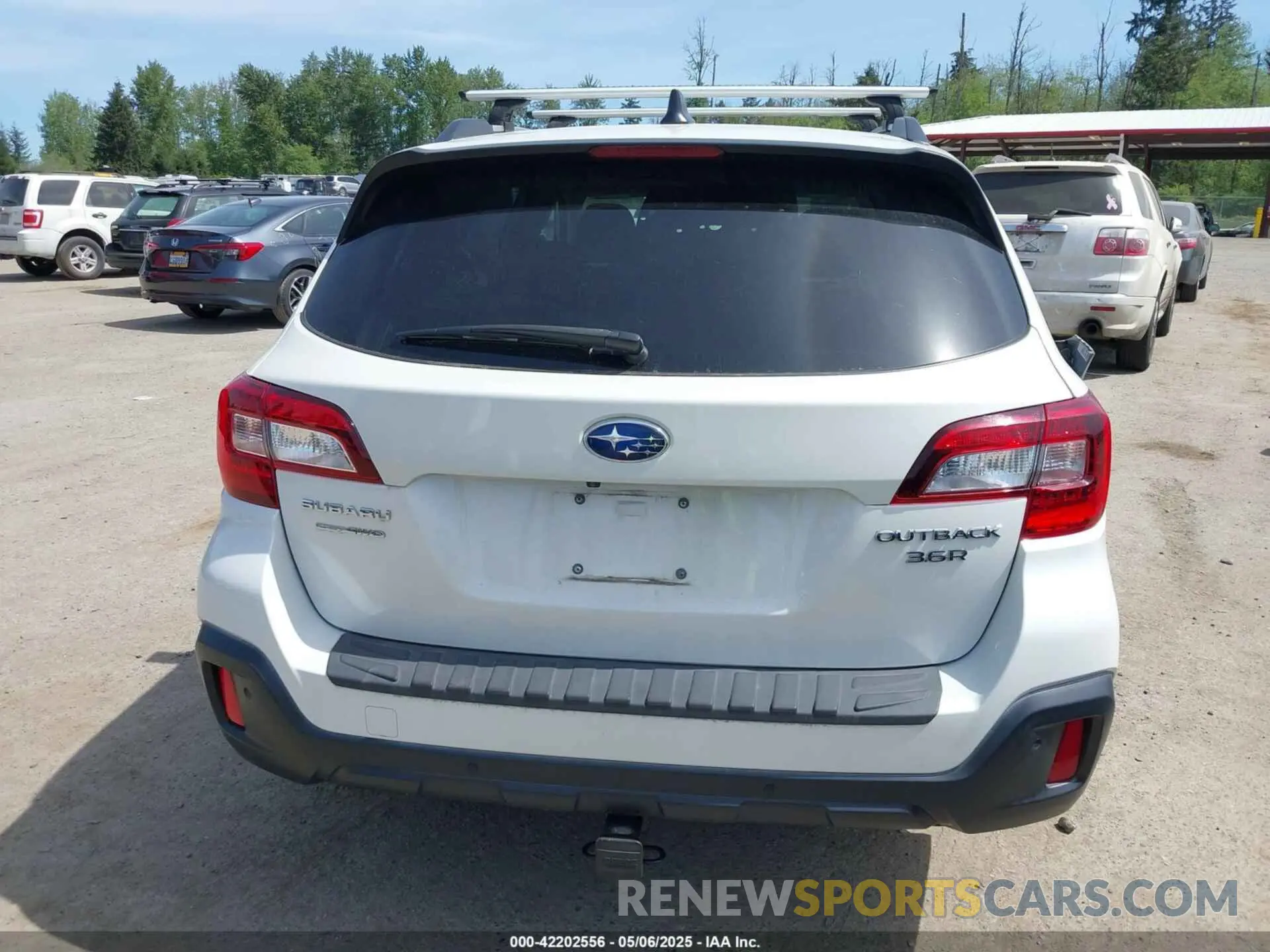 17 Фотография поврежденного автомобиля 4S4BSETC0K3261051 SUBARU OUTBACK 2019