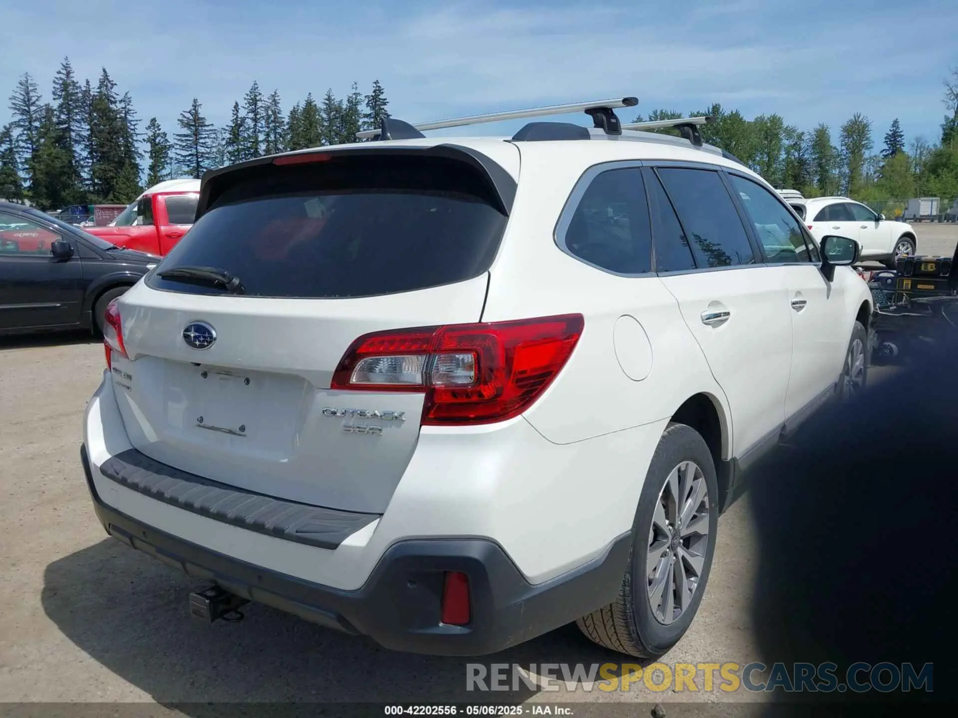4 Фотография поврежденного автомобиля 4S4BSETC0K3261051 SUBARU OUTBACK 2019