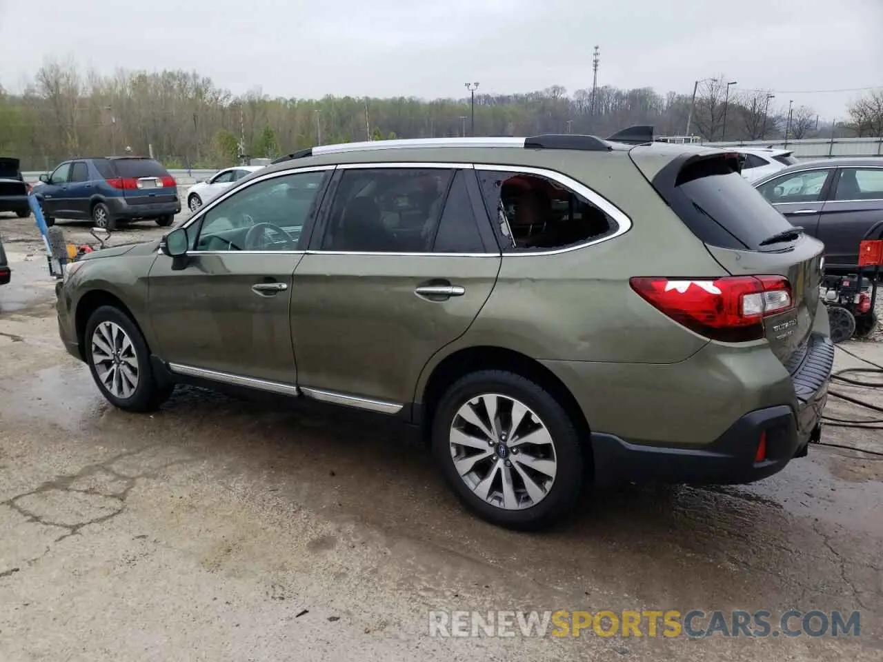 2 Photograph of a damaged car 4S4BSETC2K3363483 SUBARU OUTBACK 2019