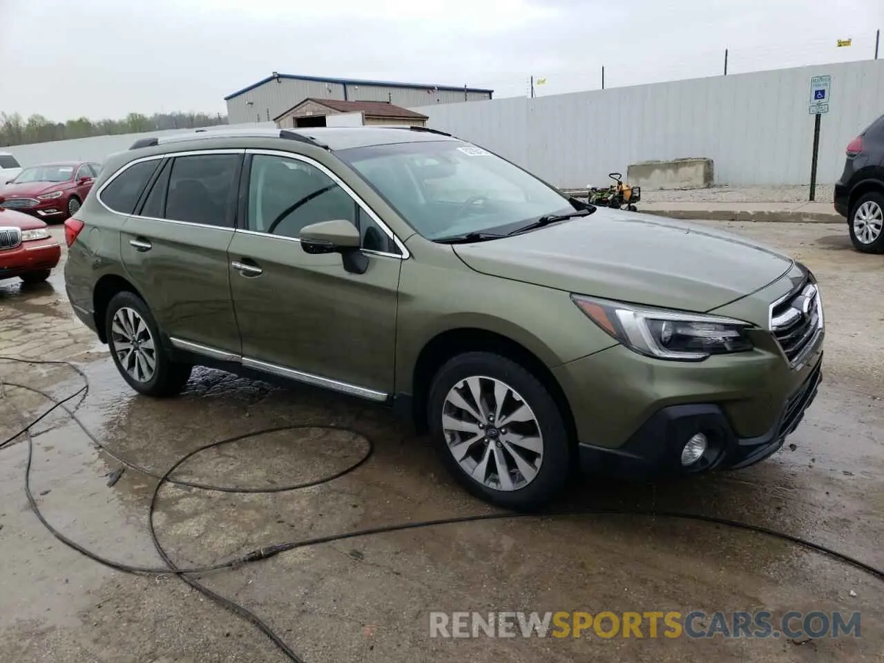 4 Photograph of a damaged car 4S4BSETC2K3363483 SUBARU OUTBACK 2019