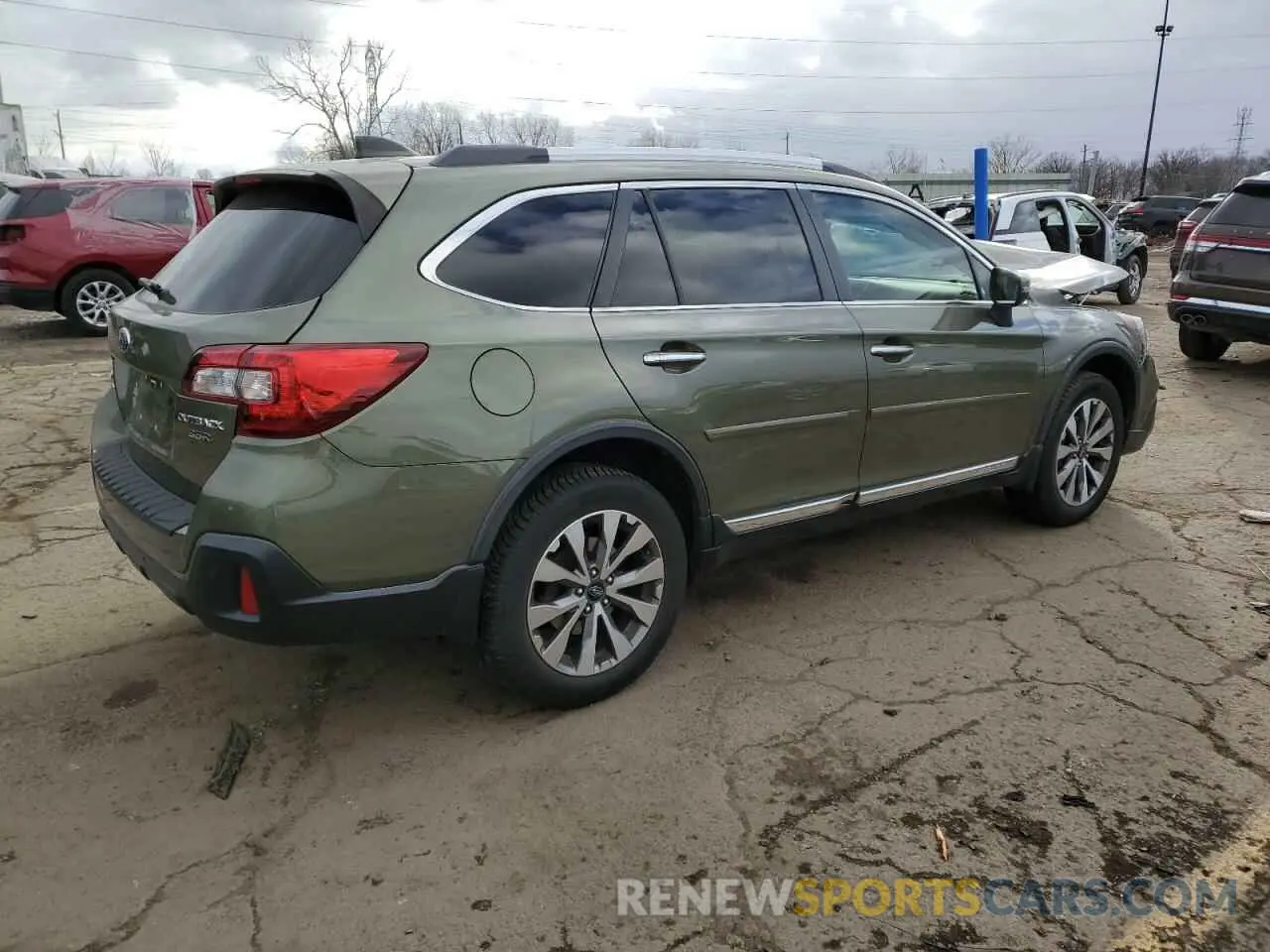 3 Photograph of a damaged car 4S4BSETC4K3295686 SUBARU OUTBACK 2019