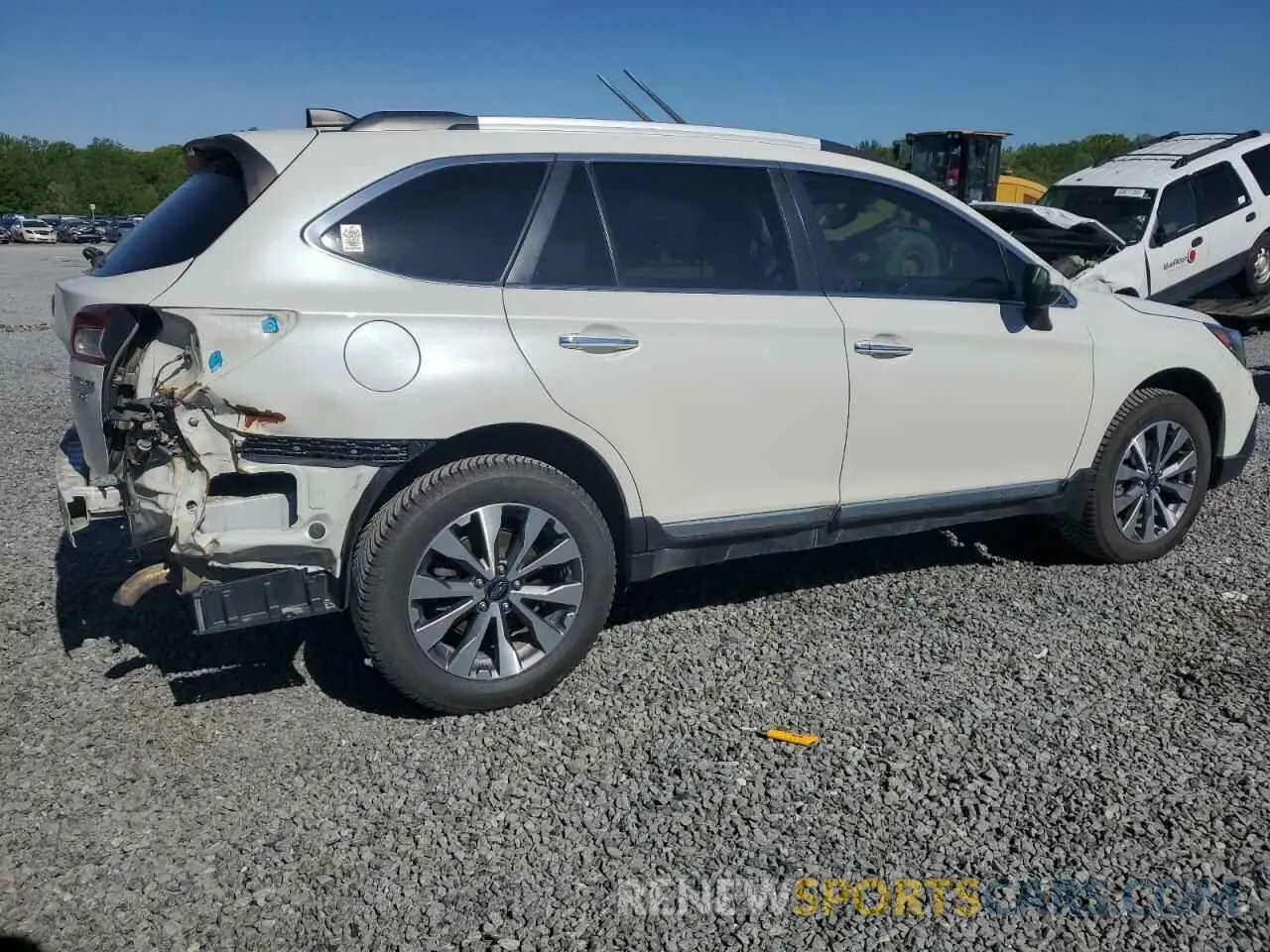 3 Photograph of a damaged car 4S4BSETC5K3263121 SUBARU OUTBACK 2019