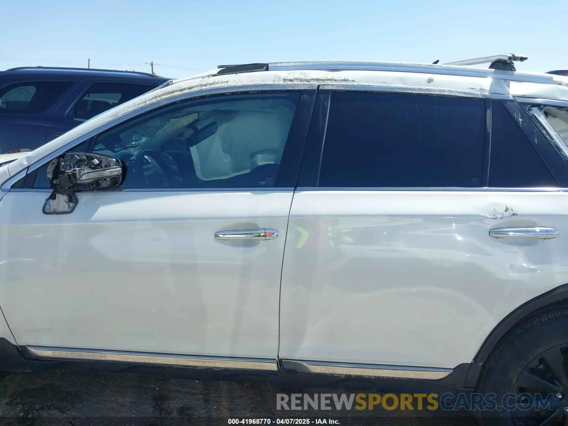 14 Photograph of a damaged car 4S4BSETC9K3302020 SUBARU OUTBACK 2019
