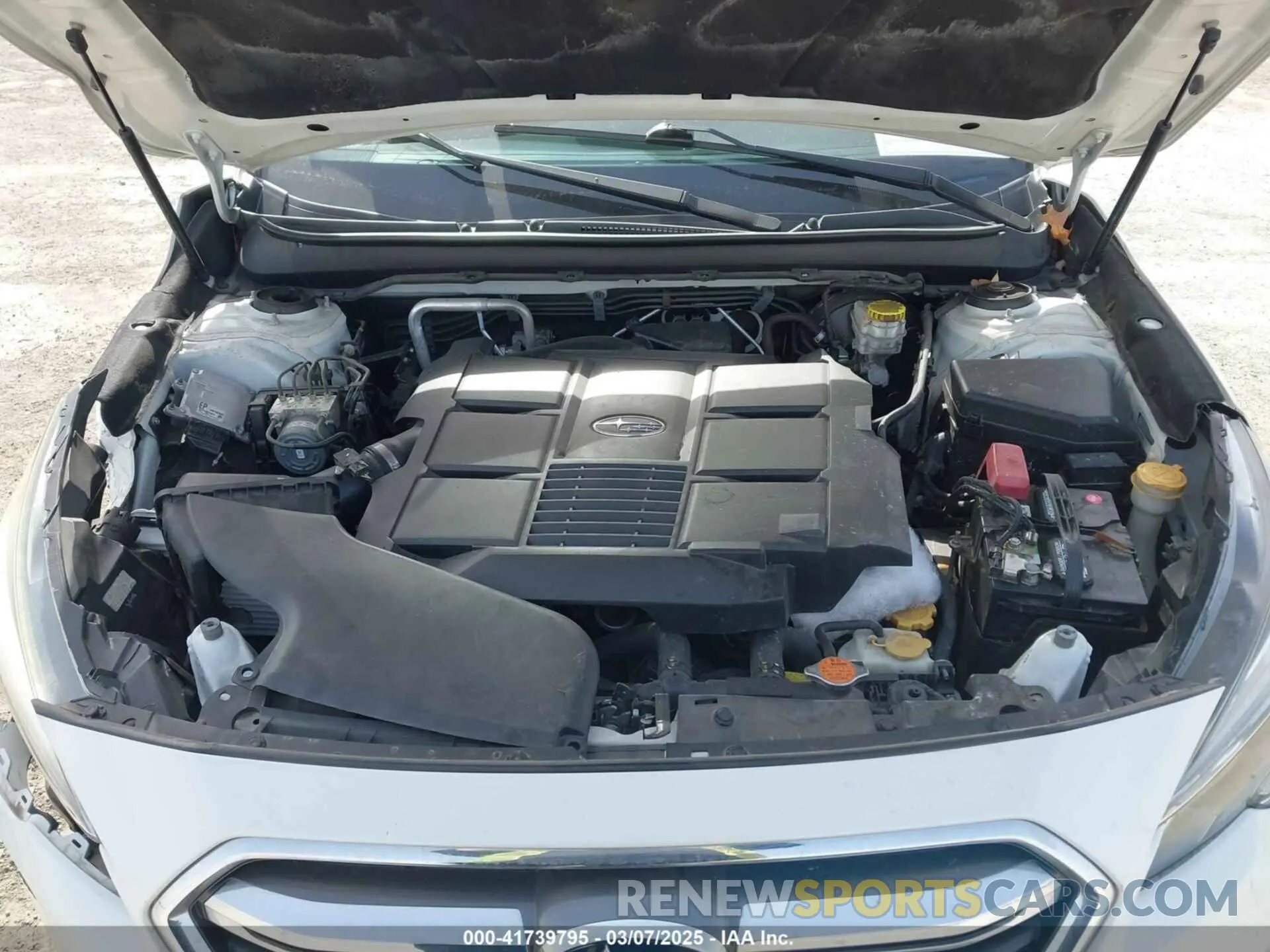 10 Photograph of a damaged car 4S4BSETCXK3242989 SUBARU OUTBACK 2019