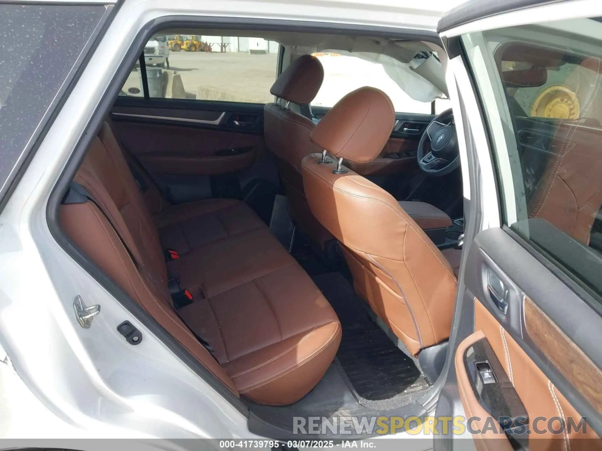 8 Photograph of a damaged car 4S4BSETCXK3242989 SUBARU OUTBACK 2019