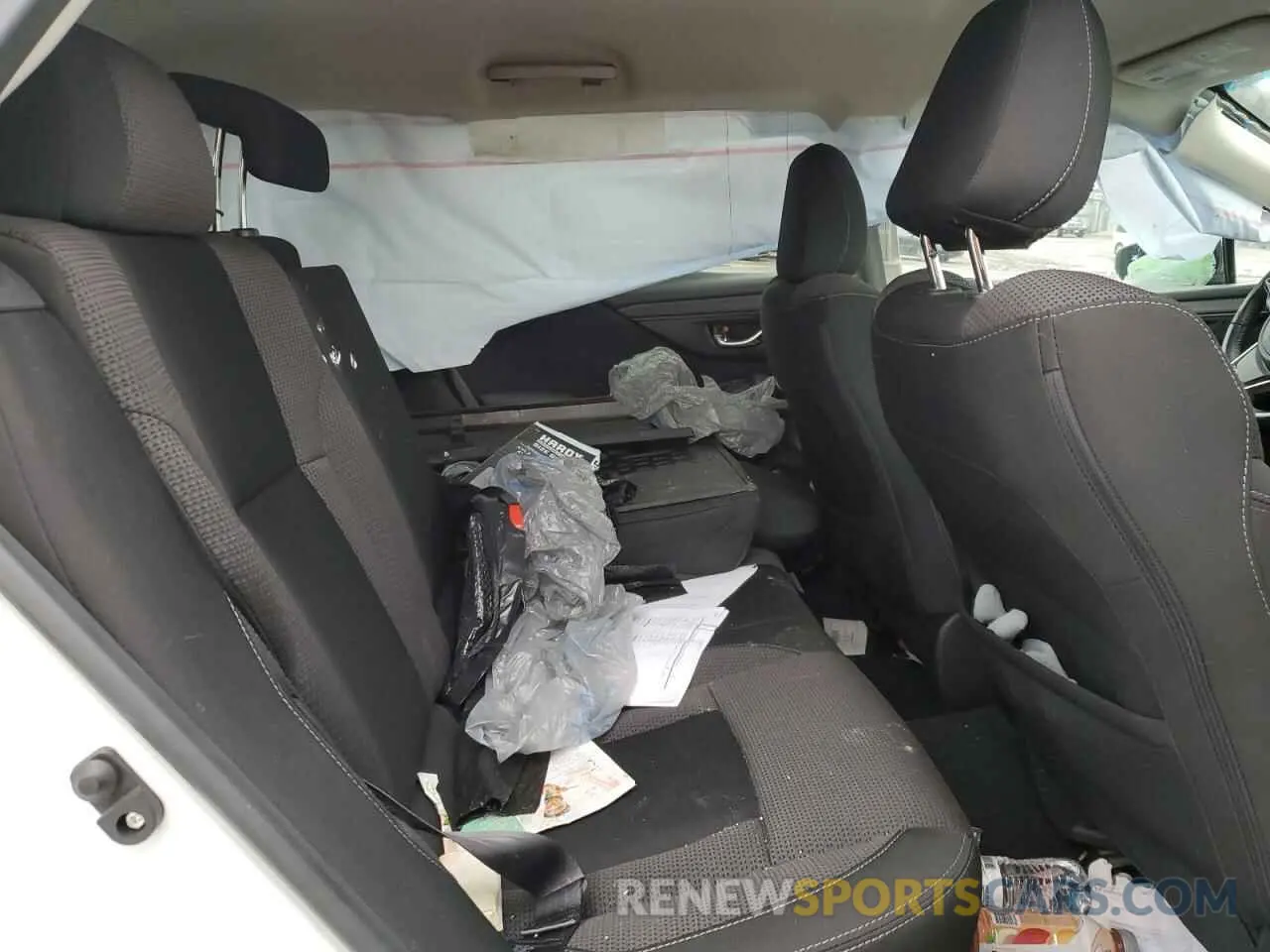 11 Photograph of a damaged car 4S4BTACC2L3210318 SUBARU OUTBACK 2020