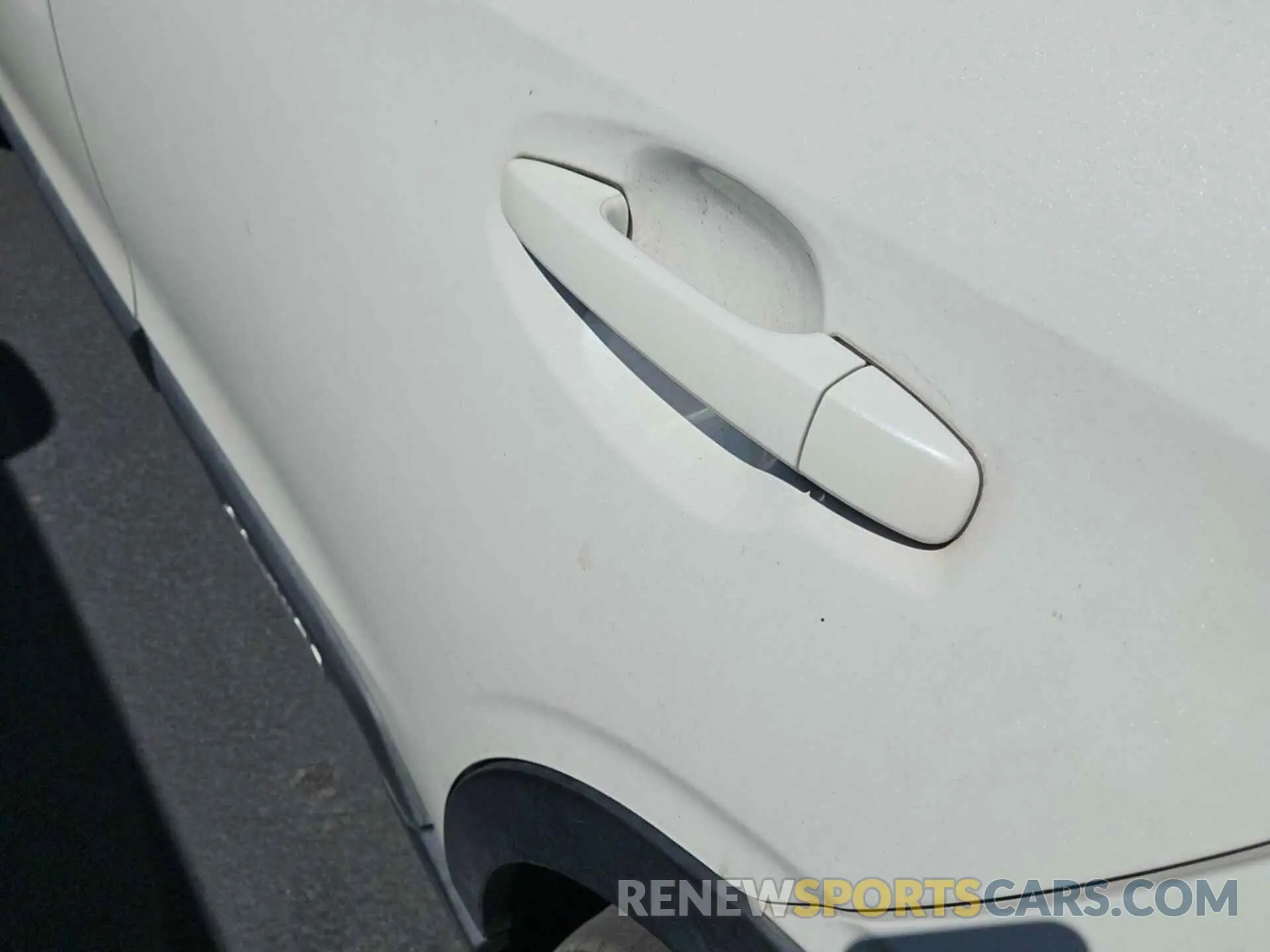 17 Photograph of a damaged car 4S4BTACC3L3219156 SUBARU OUTBACK 2020