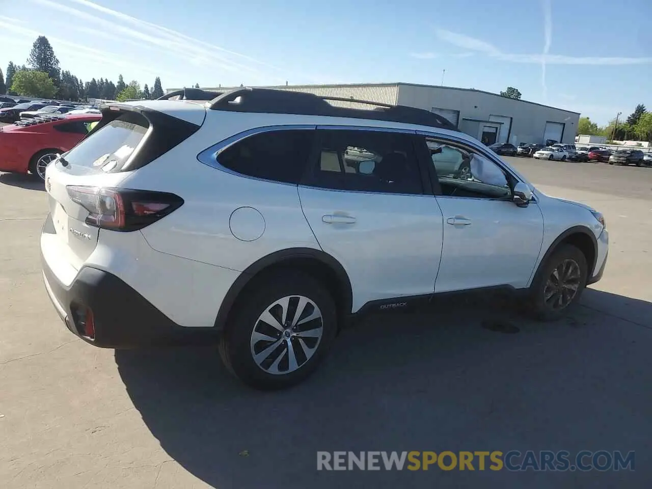 3 Фотография поврежденного автомобиля 4S4BTACCXL3126800 SUBARU OUTBACK 2020