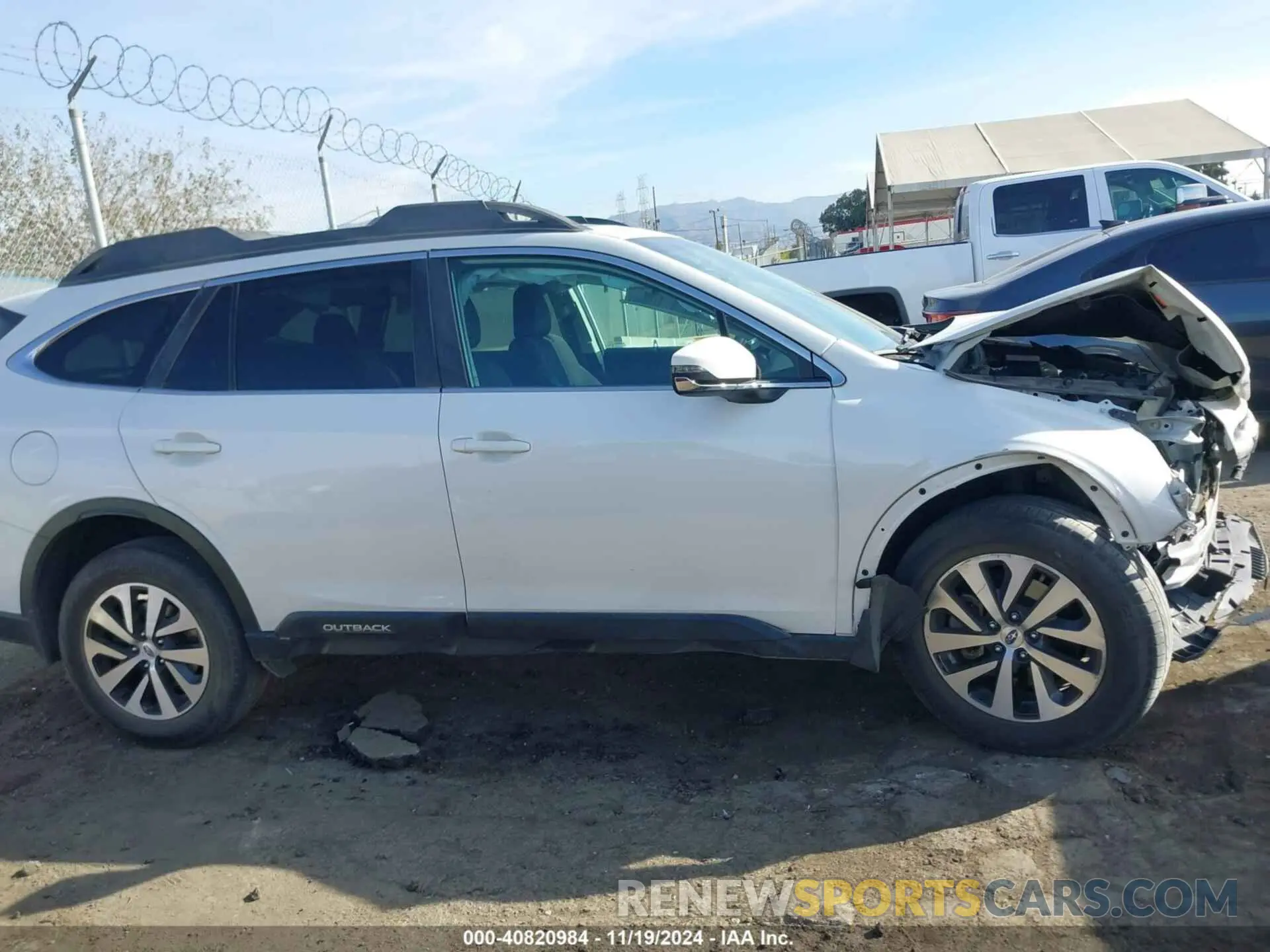 13 Photograph of a damaged car 4S4BTAEC4L3256374 SUBARU OUTBACK 2020