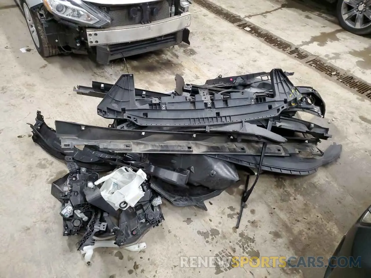 13 Photograph of a damaged car 4S4BTALC6L3234590 SUBARU OUTBACK 2020
