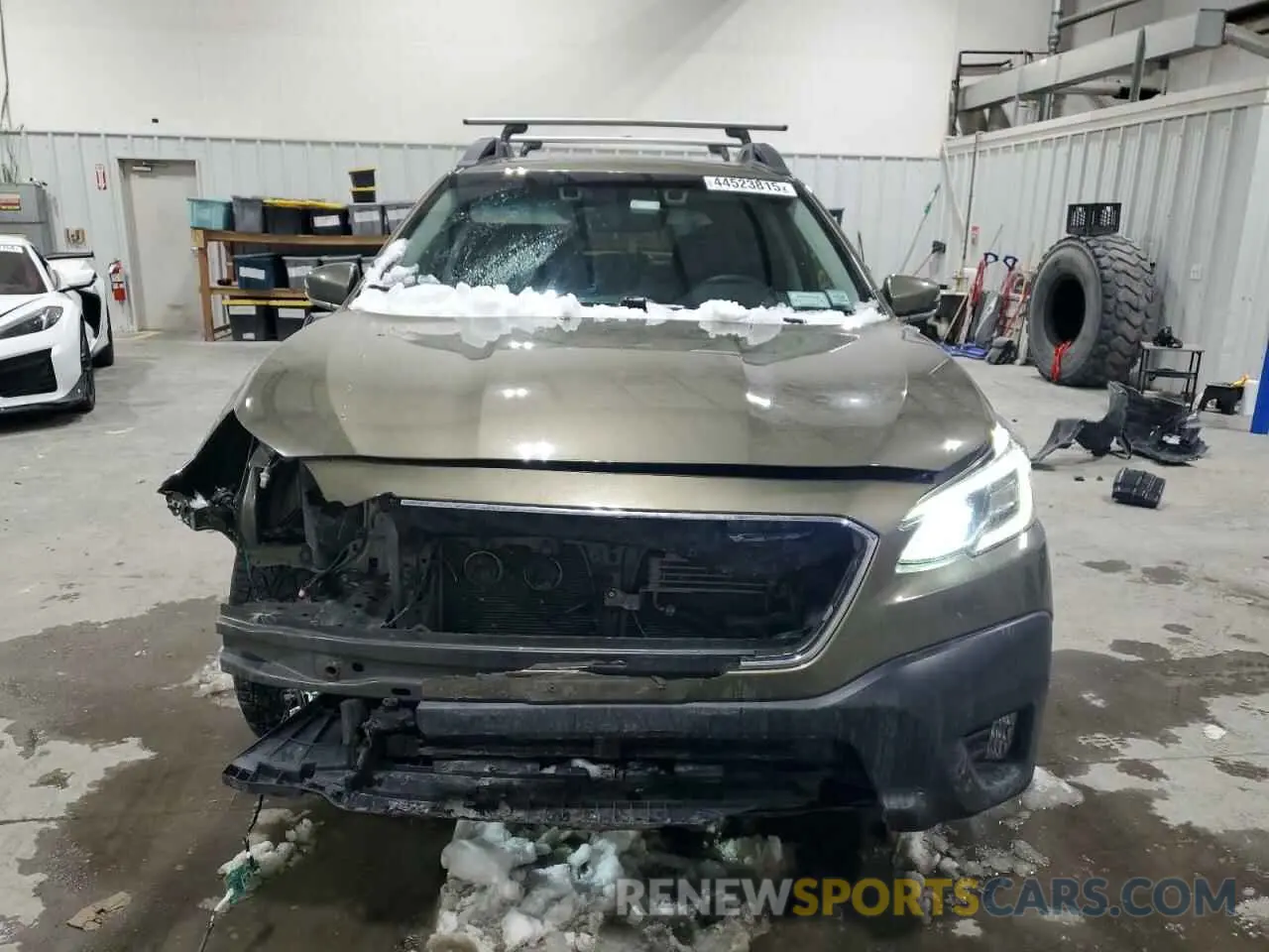 5 Photograph of a damaged car 4S4BTANC1L3266263 SUBARU OUTBACK 2020