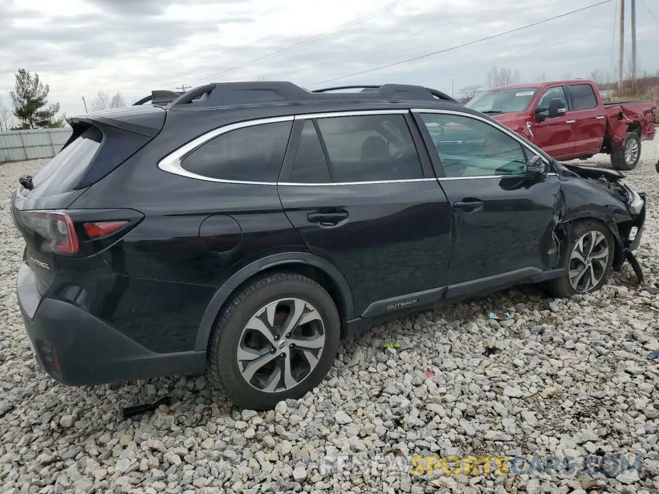3 Photograph of a damaged car 4S4BTANC2L3142969 SUBARU OUTBACK 2020