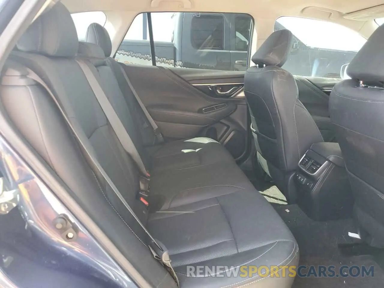 11 Photograph of a damaged car 4S4BTANC2L3152790 SUBARU OUTBACK 2020