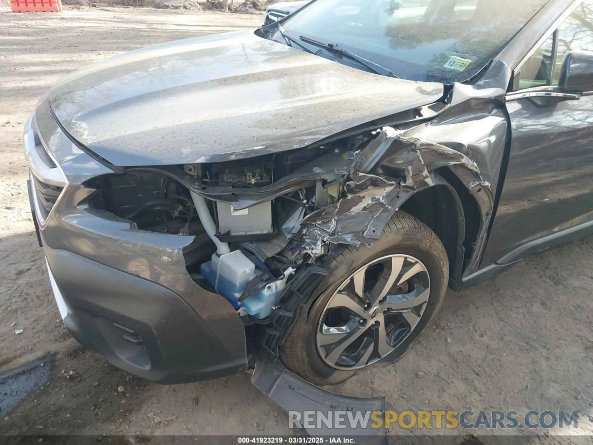 6 Photograph of a damaged car 4S4BTANC4L3269402 SUBARU OUTBACK 2020