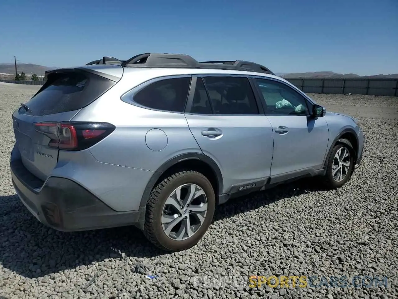 3 Photograph of a damaged car 4S4BTANC6L3200601 SUBARU OUTBACK 2020