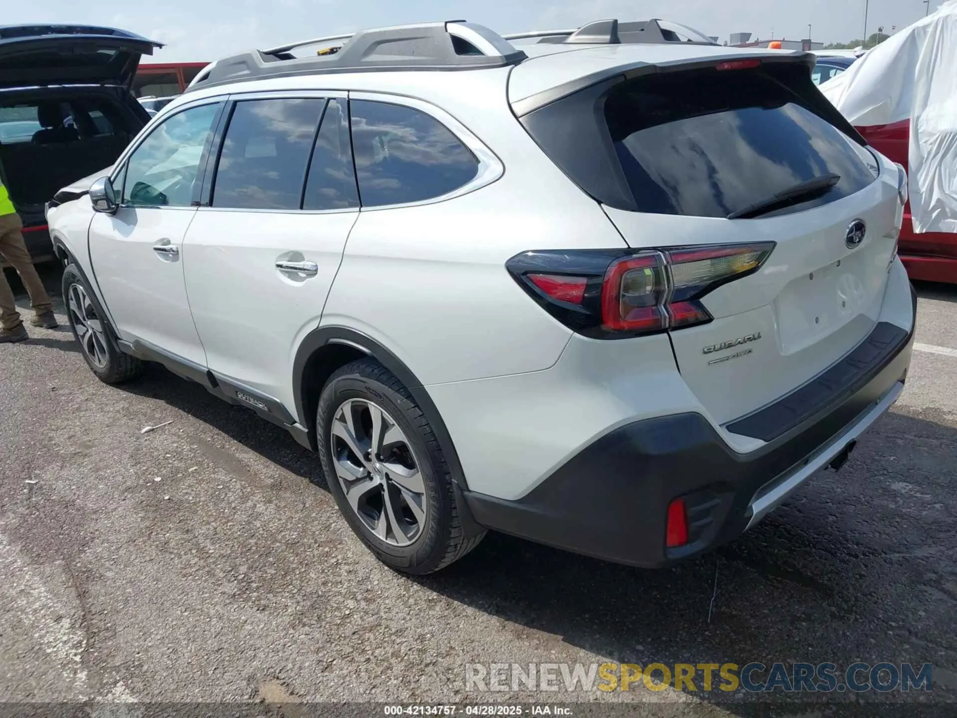 3 Photograph of a damaged car 4S4BTAPC0L3100362 SUBARU OUTBACK 2020
