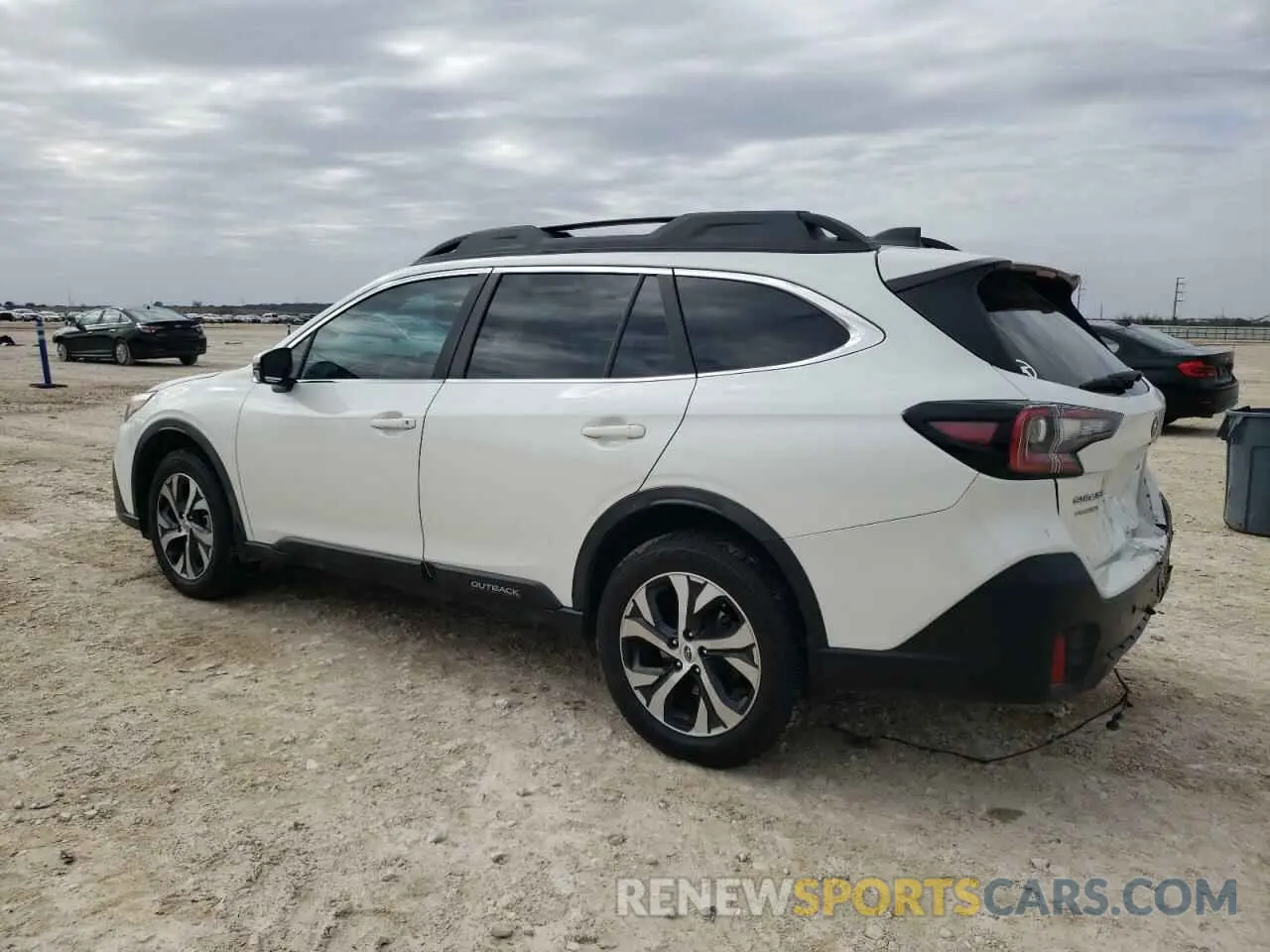 2 Photograph of a damaged car 4S4BTGND2L3106064 SUBARU OUTBACK 2020