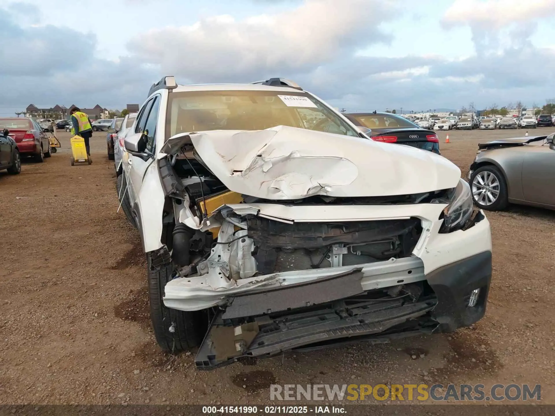 6 Photograph of a damaged car 4S4BTGPD1L3136931 SUBARU OUTBACK 2020