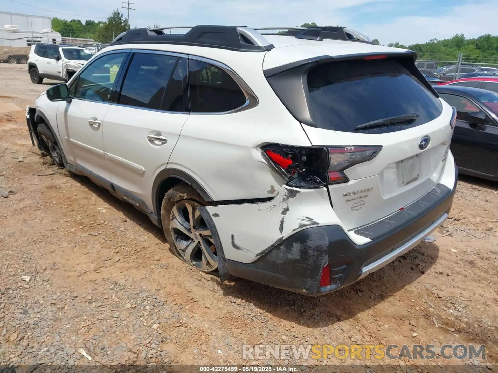 3 Фотография поврежденного автомобиля 4S4BTGPD4L3241107 SUBARU OUTBACK 2020