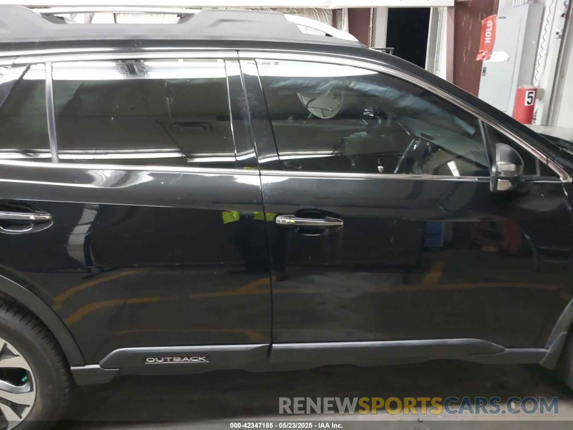 13 Photograph of a damaged car 4S4BTGPDXL3110036 SUBARU OUTBACK 2020