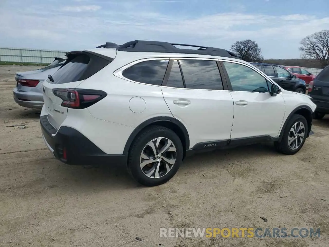 3 Photograph of a damaged car 4S4BTANC0M3108109 SUBARU OUTBACK 2021