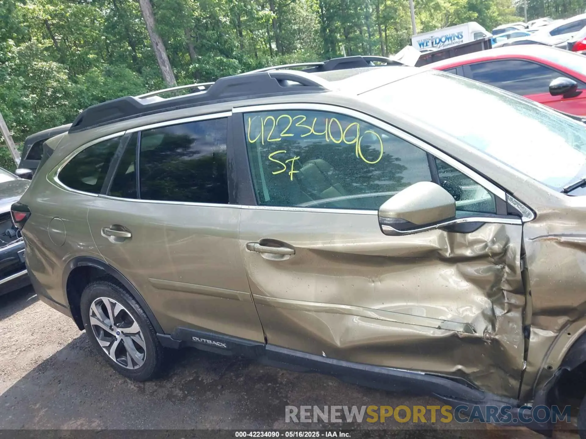 13 Photograph of a damaged car 4S4BTANC3M3211539 SUBARU OUTBACK 2021