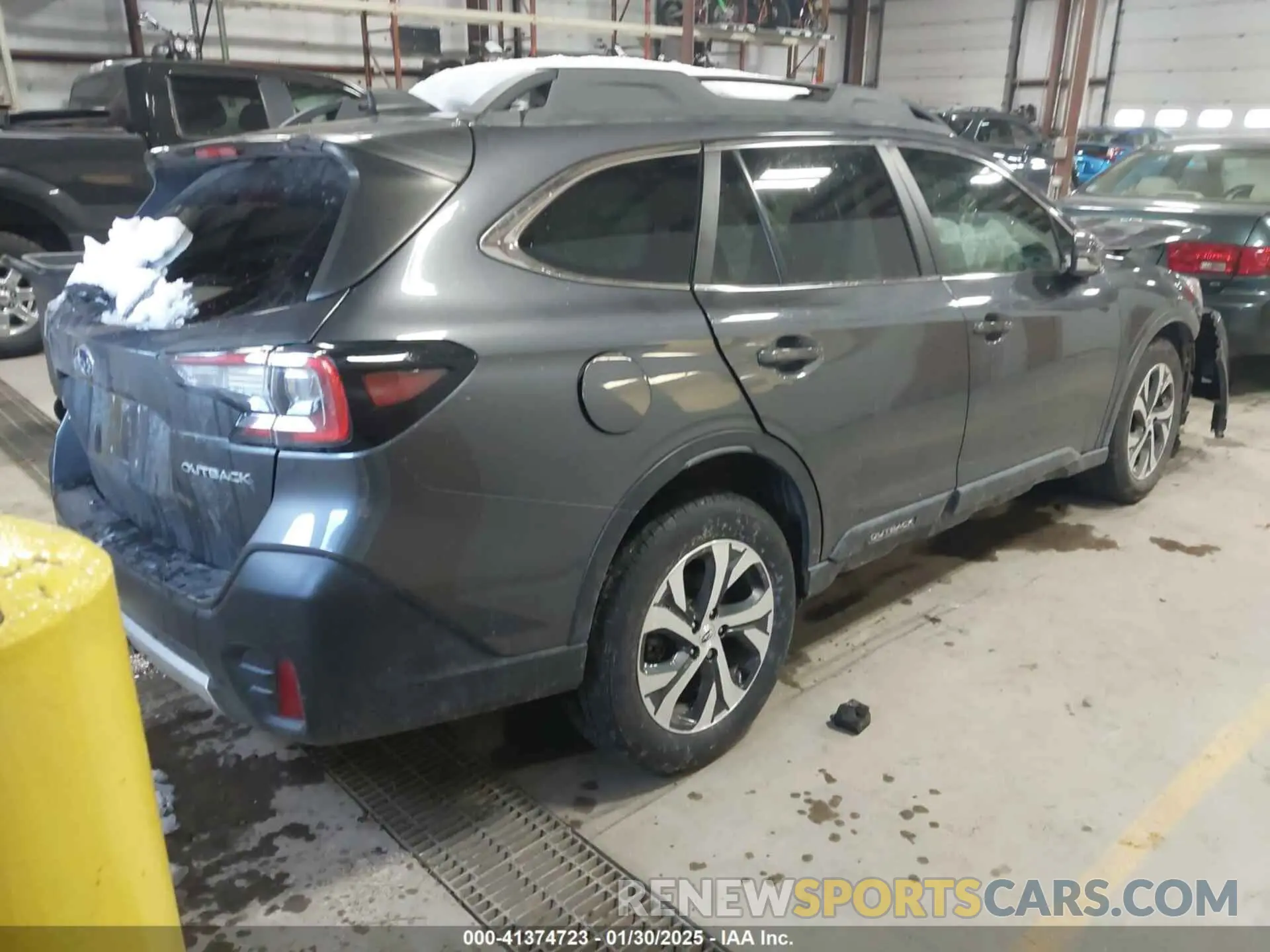 4 Photograph of a damaged car 4S4BTANC8M3108035 SUBARU OUTBACK 2021