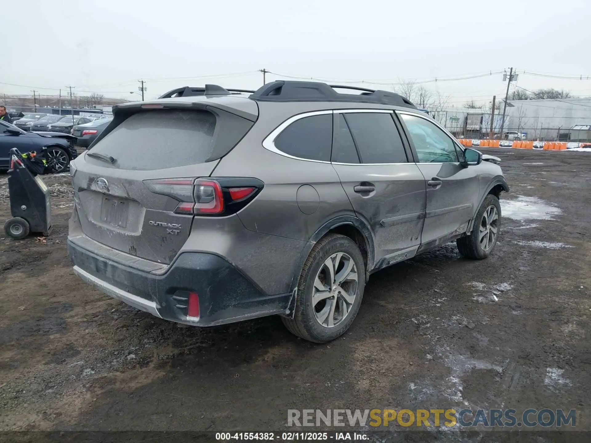 4 Photograph of a damaged car 4S4BTGND9M3151200 SUBARU OUTBACK 2021