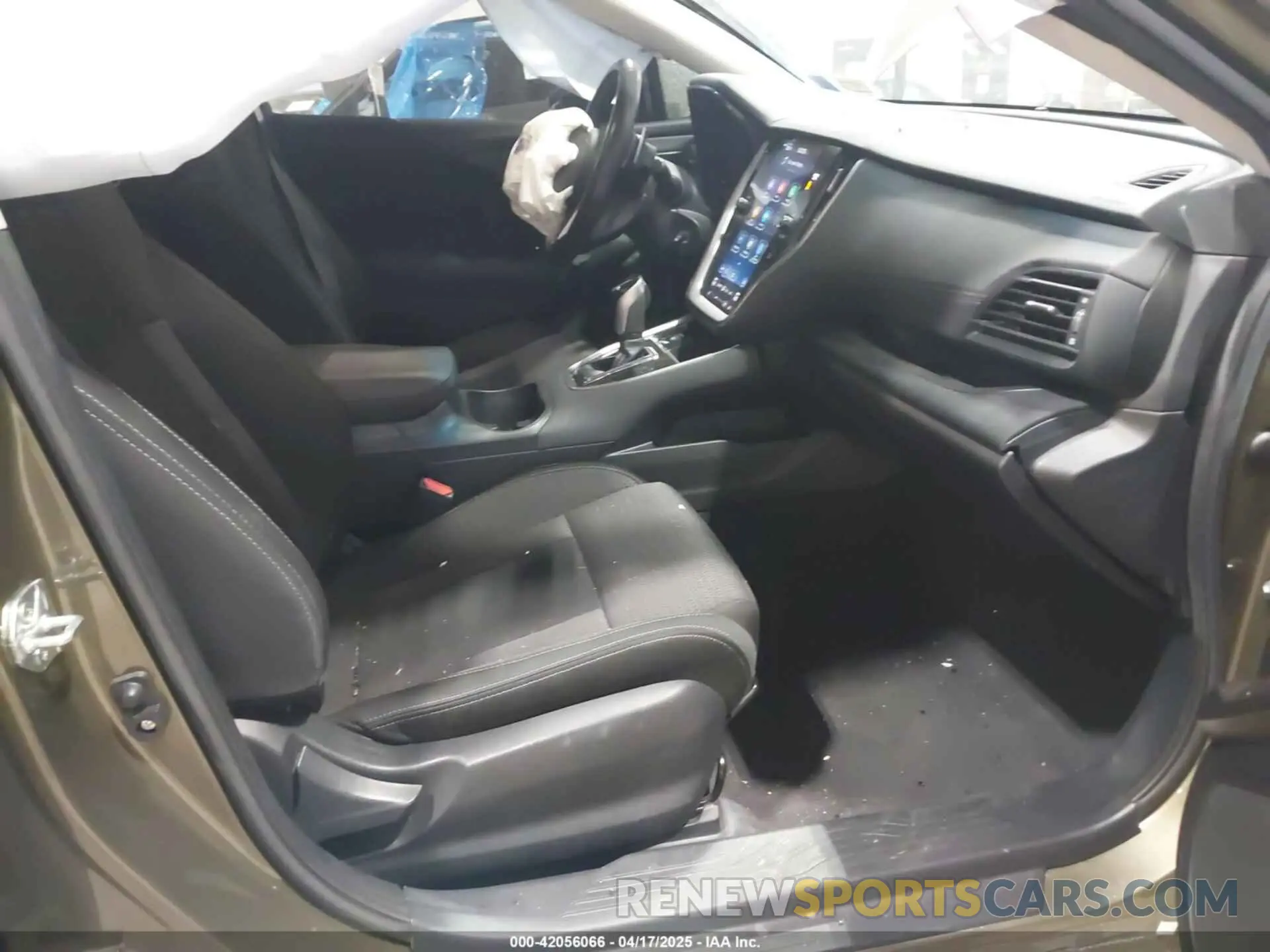 5 Photograph of a damaged car 4S4BTACC2N3112635 SUBARU OUTBACK 2022