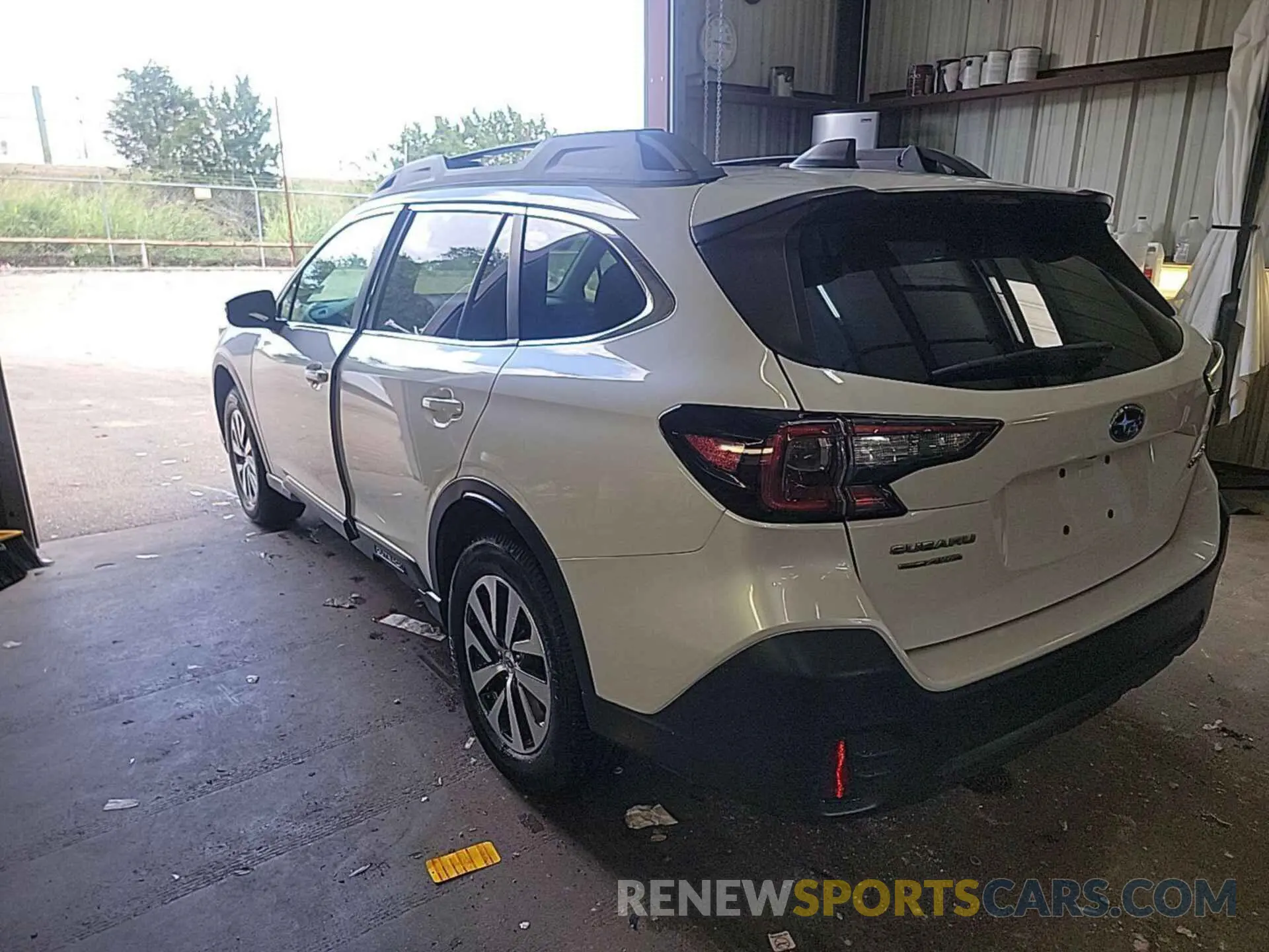 19 Photograph of a damaged car 4S4BTADC0N3205667 SUBARU OUTBACK 2022
