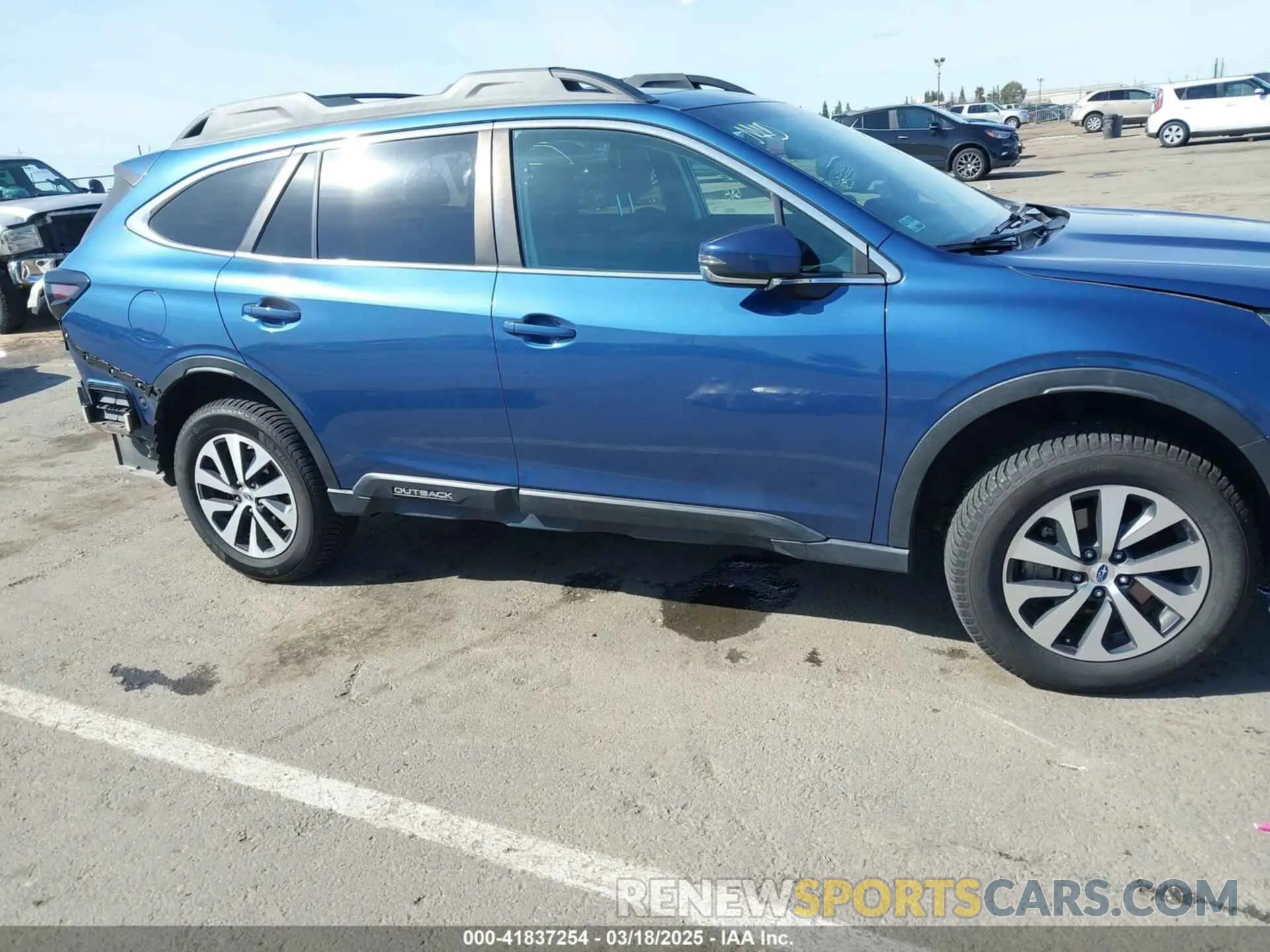14 Photograph of a damaged car 4S4BTAFC6N3173756 SUBARU OUTBACK 2022