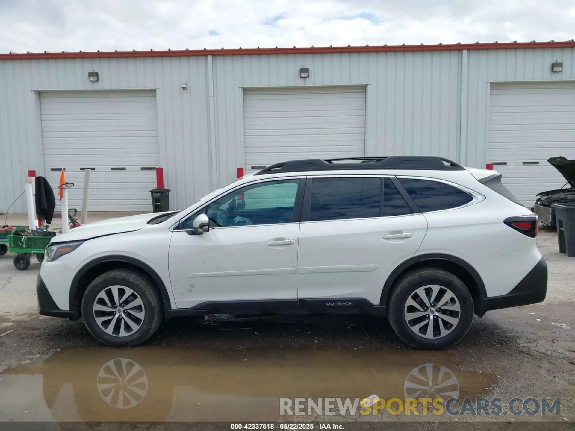 14 Photograph of a damaged car 4S4BTAFC7N3220552 SUBARU OUTBACK 2022
