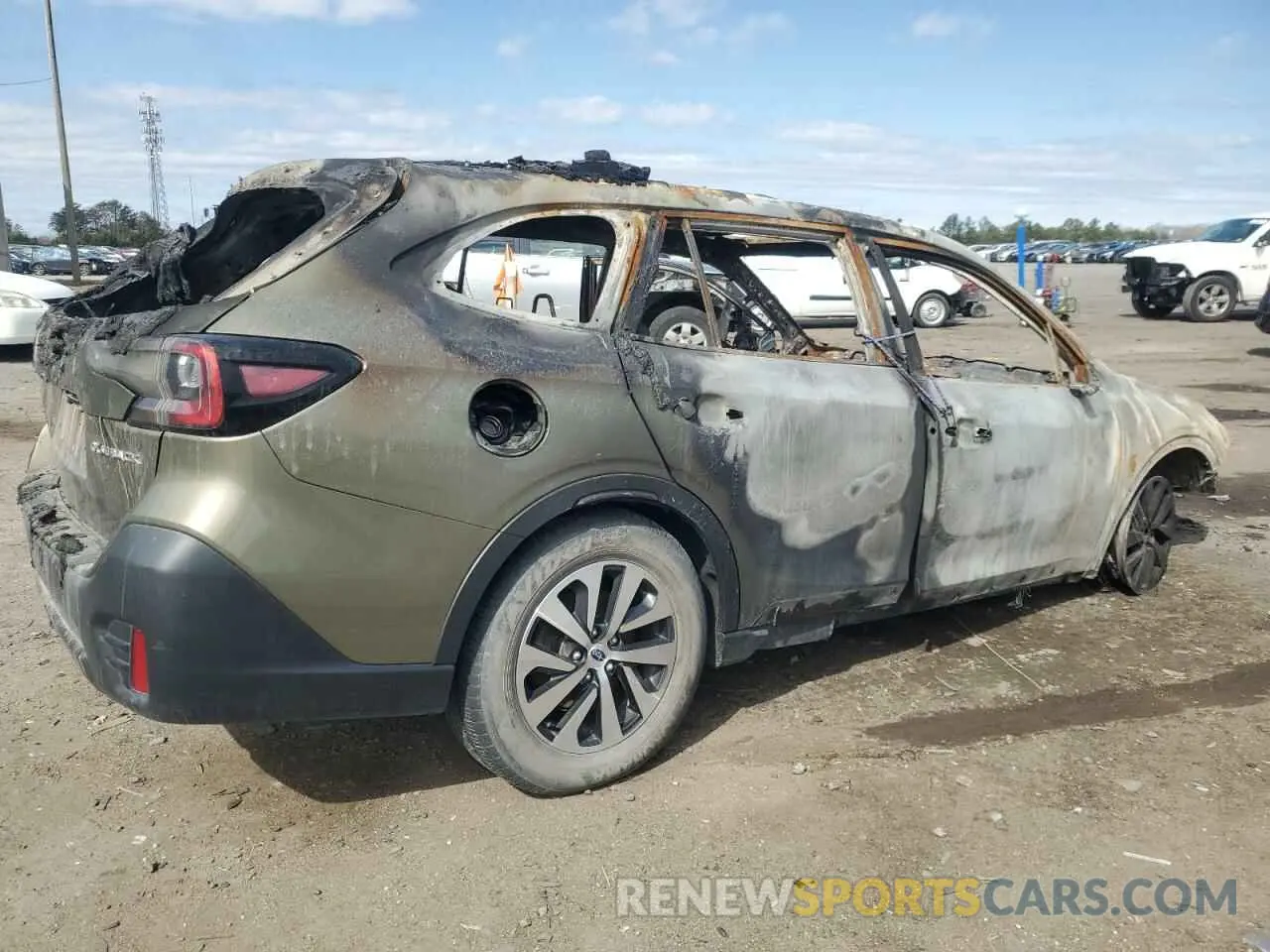 3 Photograph of a damaged car 4S4BTAFC9N3128410 SUBARU OUTBACK 2022