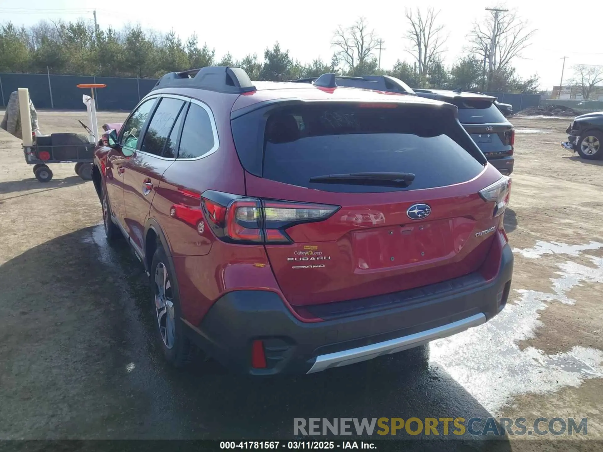 3 Photograph of a damaged car 4S4BTANC1N3215882 SUBARU OUTBACK 2022