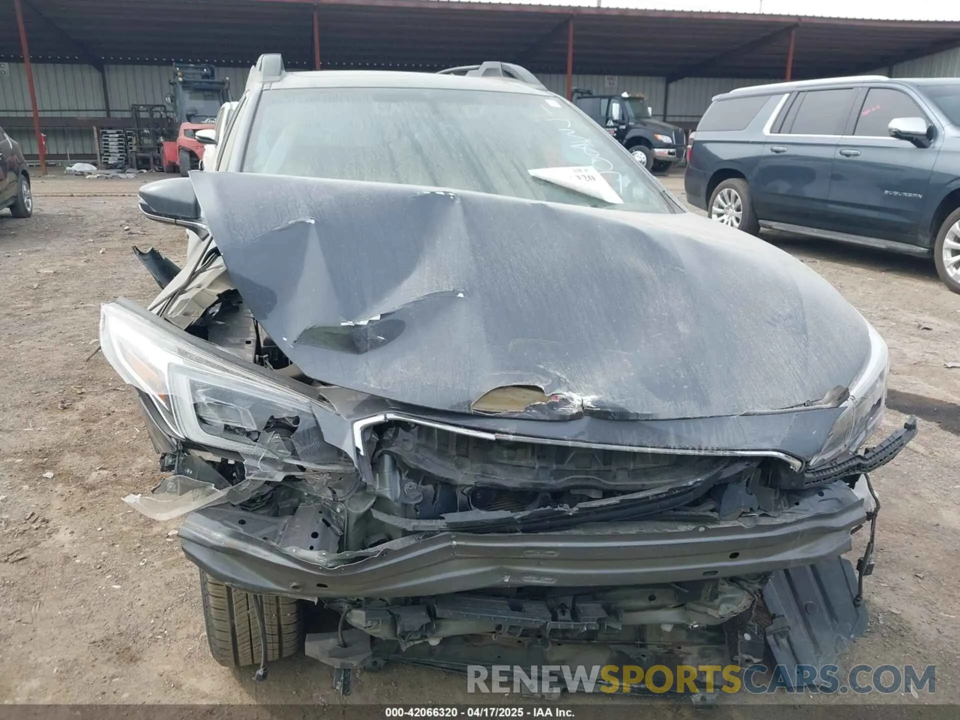 12 Photograph of a damaged car 4S4BTANC6N3173807 SUBARU OUTBACK 2022