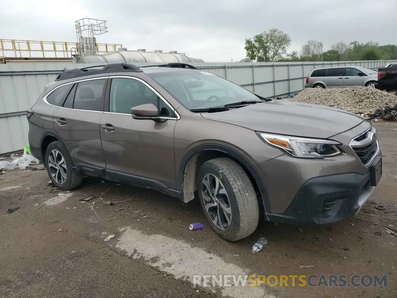 4 Photograph of a damaged car 4S4BTANCXN3200958 SUBARU OUTBACK 2022