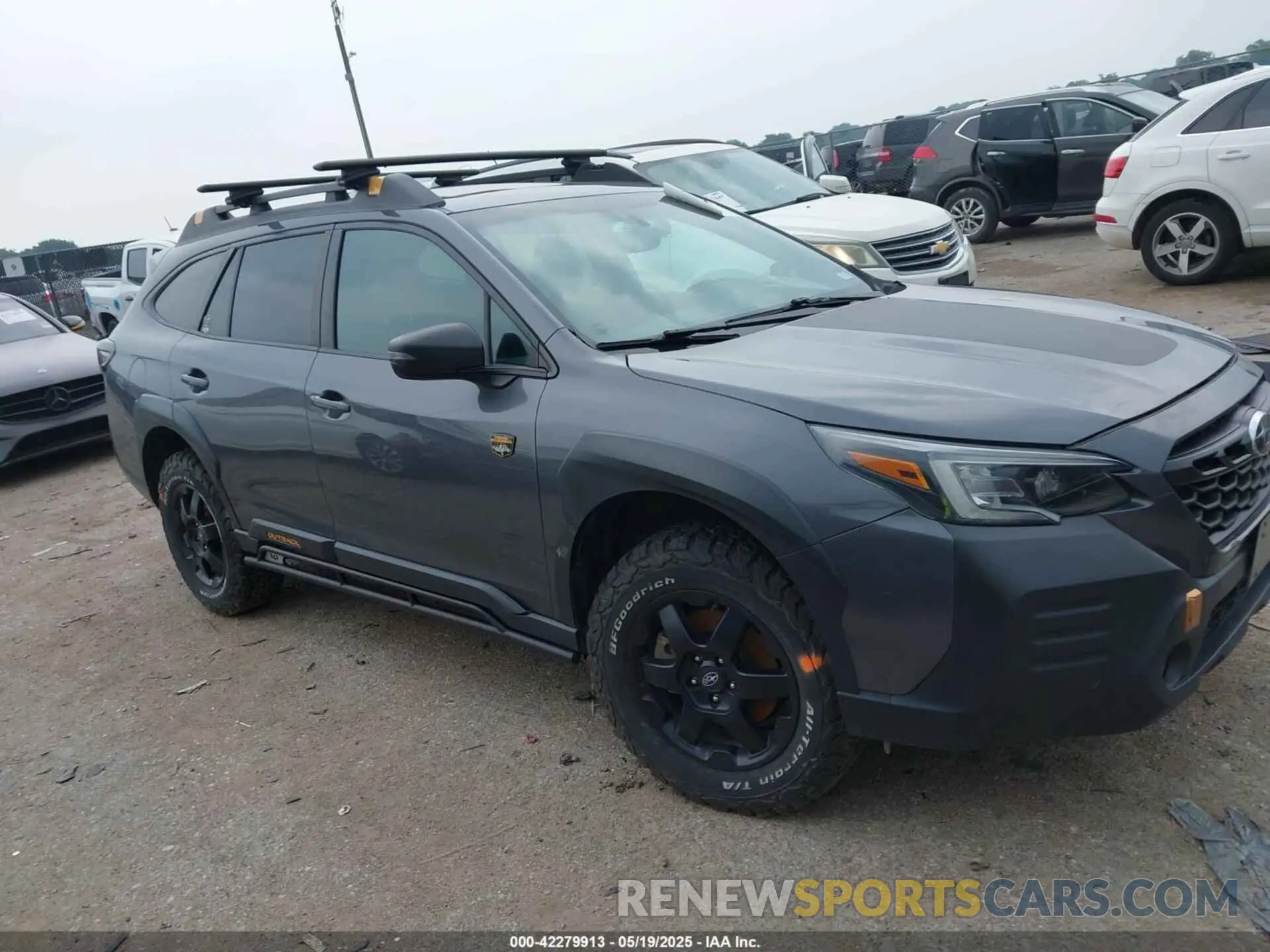 1 Photograph of a damaged car 4S4BTGUDXN3139737 SUBARU OUTBACK 2022